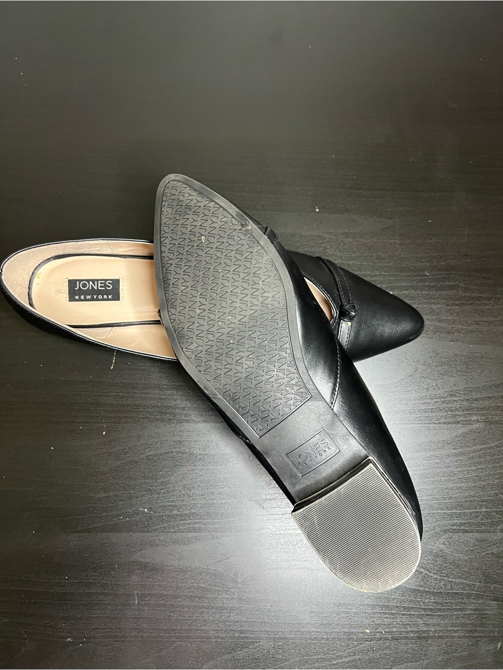 Jones New York Black Pointed-Toe Knot Flats - Picture 4 of 5